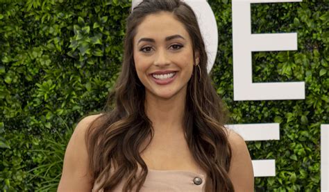 GH Alum Lindsey Morgan Marries Shaun Sipos!